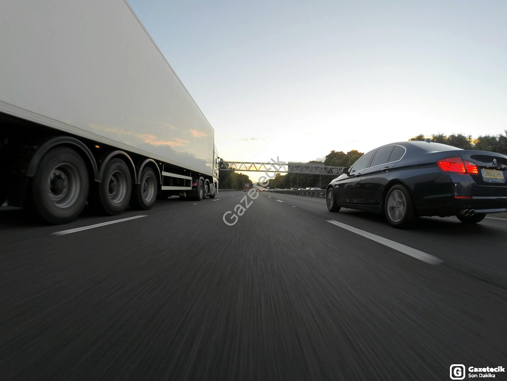 Ataşehir Oto Çekici: Hemen Arayın, Kurtaralım!